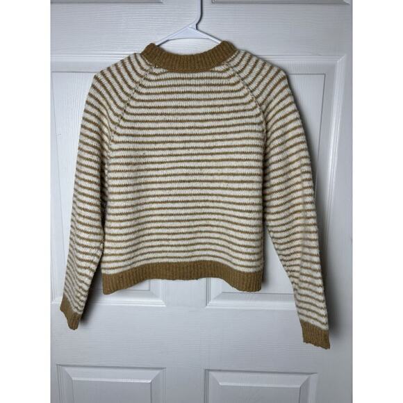 American Eagle Mustard Yellow And Cream Sweater Size Small6 - Picture 2 of 4